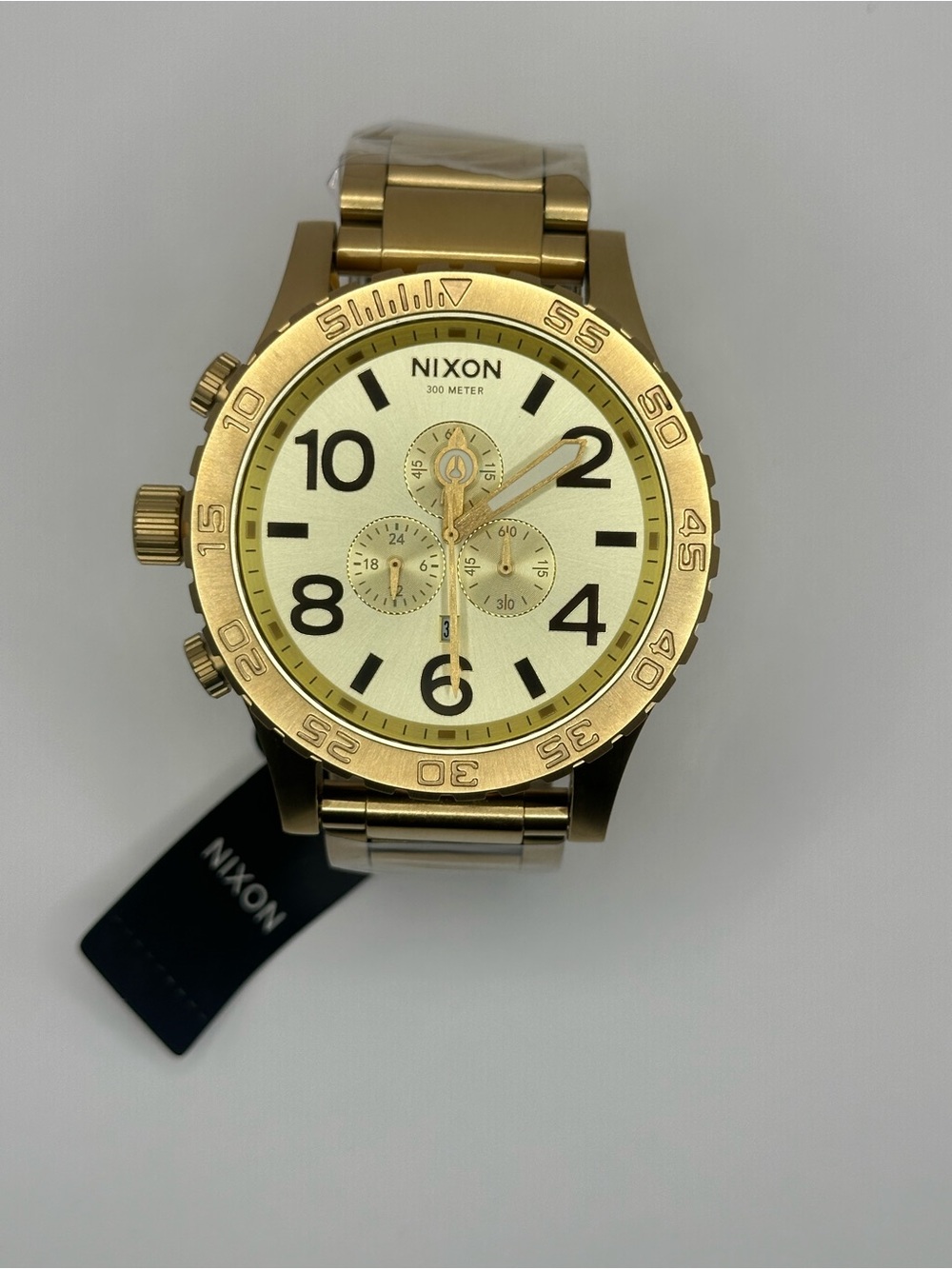 NIXON CHRONO 5130 GOLD NEW IN BOX
